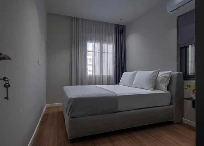 Hebrard Industrial סלוניקי