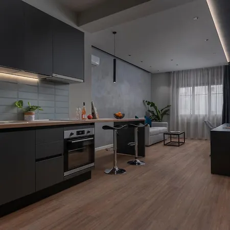 Hebrard Industrial Apartment